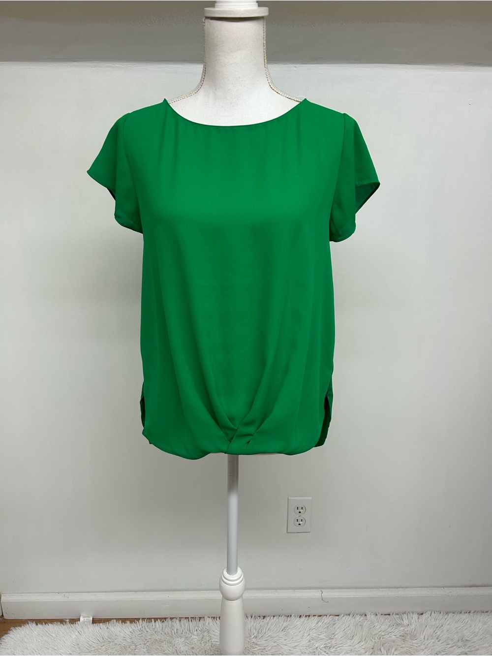 INC International Concepts Emerald Green Short-Sleeve Twist-Hem Blouse Size M